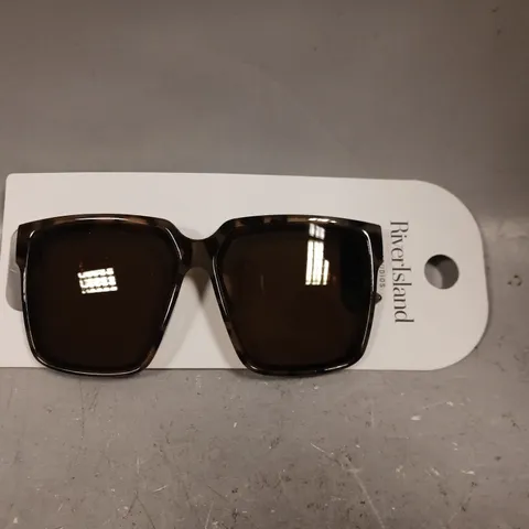 RIVER ISLAND SQUAR OVERSIZED SUNGLASSES