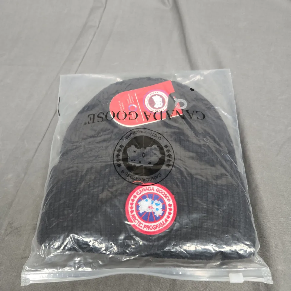 CANADA GOOSE BEANIE HAT