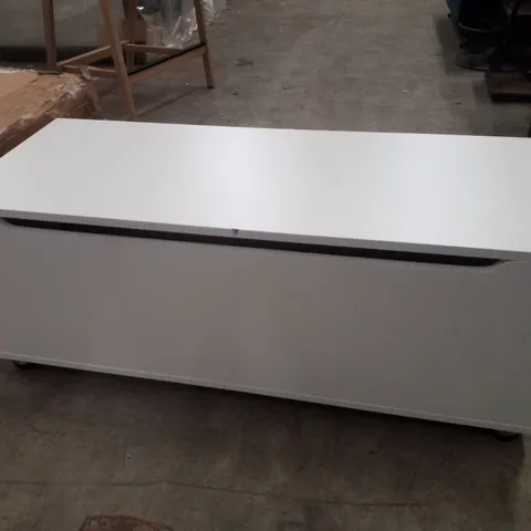 LAURA JAMES ESSIE WOODEN STORAGE CHEST - BLANKET BOX - TOY CHEST (WHITE)