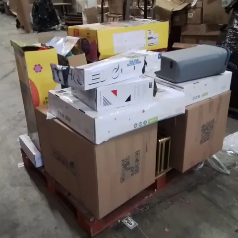 PALLET CONTAINING KIDS TOYS AND ACCESSORIES
