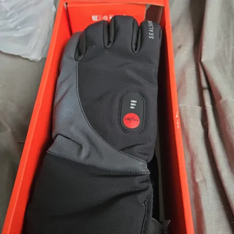 SEALSKIN HEATED GLOVES SIZE XL