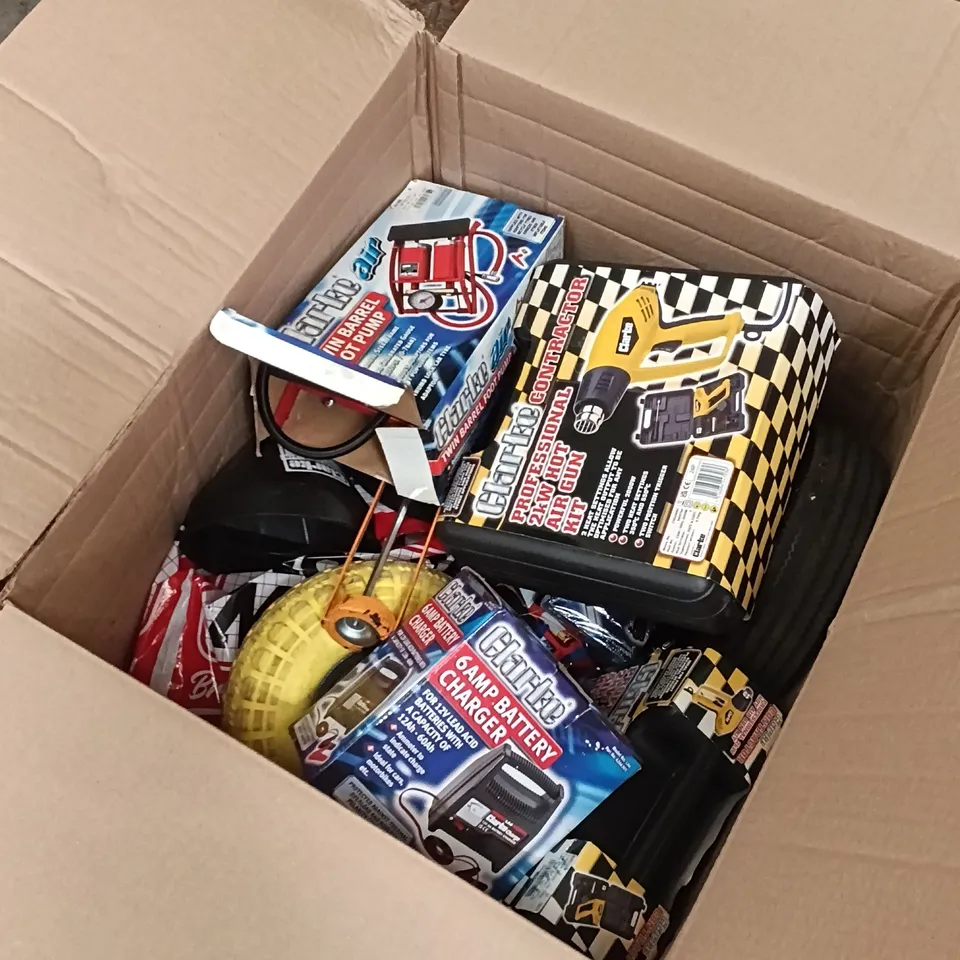 BOX OF ASSORTED TOOLS/DIY PRODUCTS, TO INCLUDE HOT AIR GUN KIT, 6AMP BATTERY CHARGER, HAND RIVETER ETC.