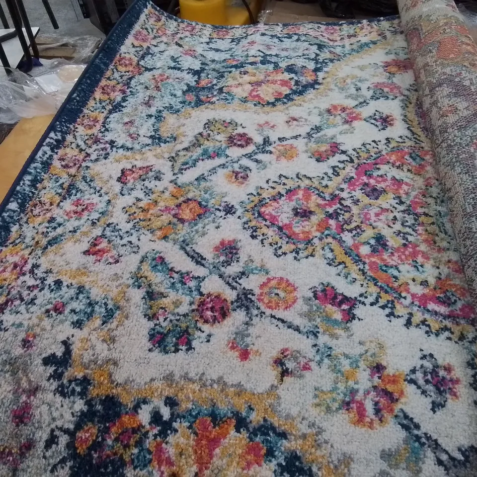 CHATELAINE VERONA GREY RUG 5"3 × 7"6