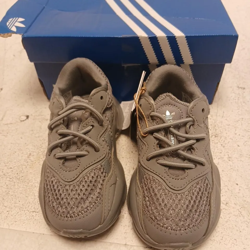 ADIDAS KIDS' GREY MESH KIDS TRAINERS UK 6½ (US 7K) – BOXED