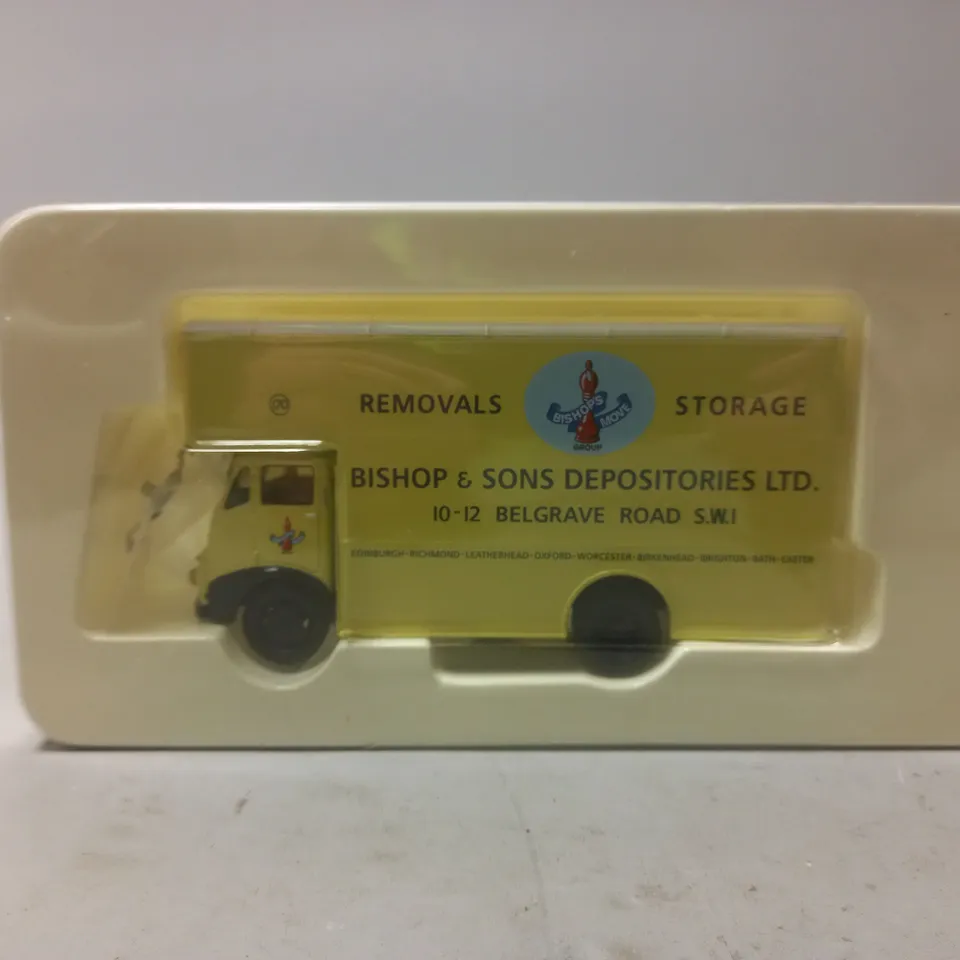 CORGI CC13303 MORRIS LUTON VAN BISHOPS MOVE 150TH ANNIVERSARY - 1:50 SCALE 