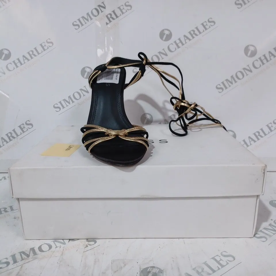 BOXED PAIR OF REISS CASSIDY STRAPPY HEELS IN BLACK/GOLD UK SIZE 4
