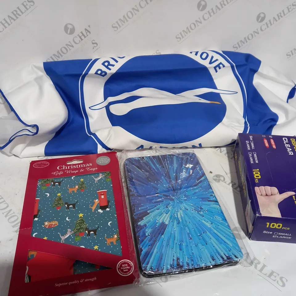 BOX OF ASSORTED ITEMS APPROXIMATELY 20 TO INCLUDE IPAD CASE, DECORATIONS, BRIGHTON FC FLAG ETC