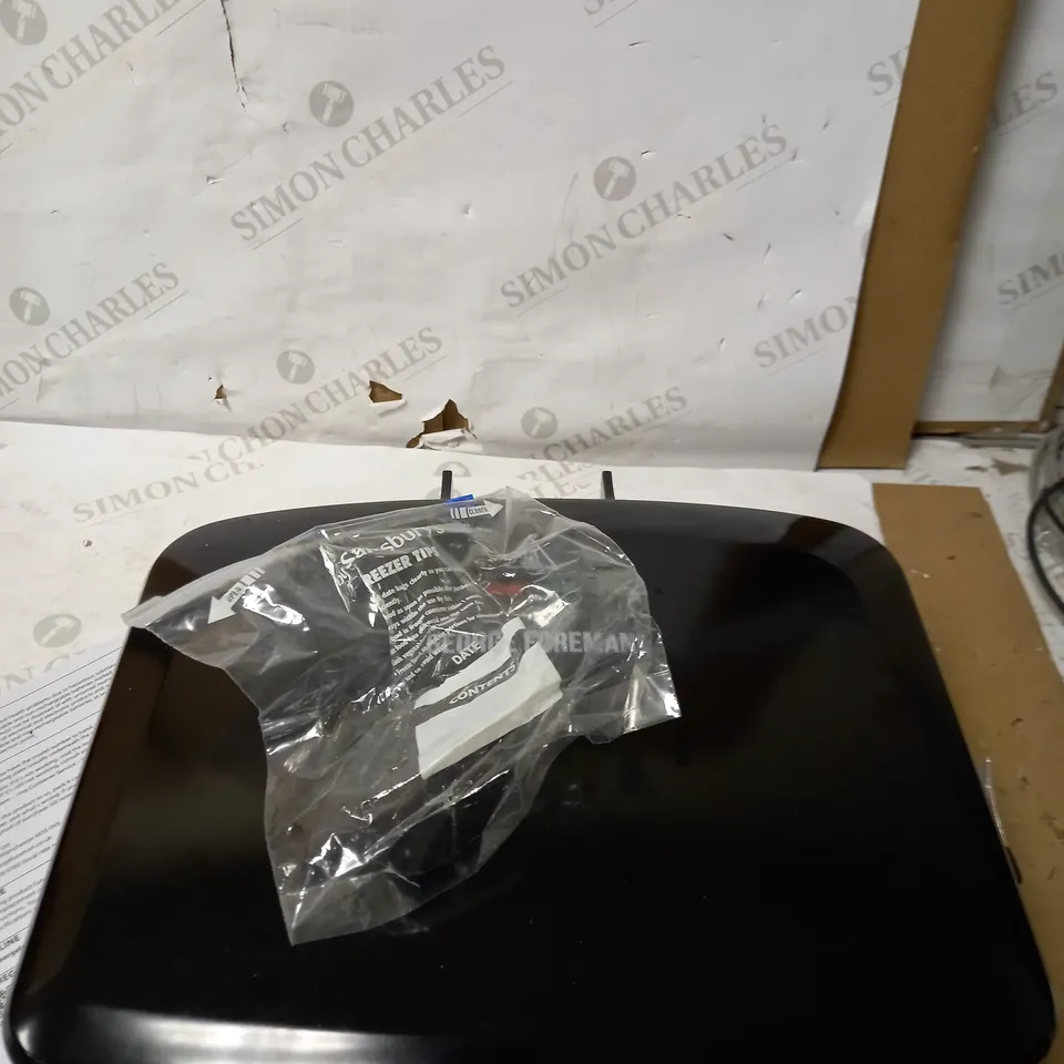 GEORGE FOREMAN MEDIUM REMOVABLE PLATES GRILL 24330