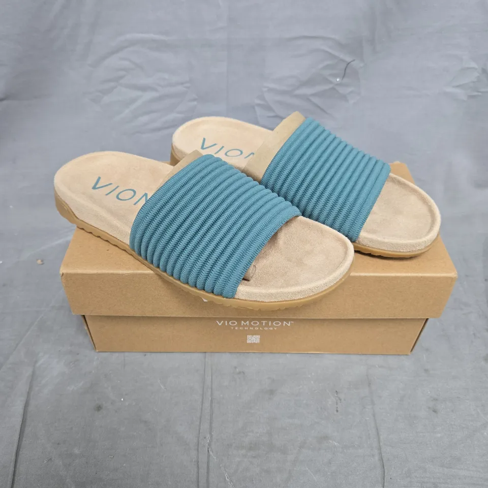 BOXED VIONIC EVIE KNIT SLIDE SANDALS – BLUE, UK 5