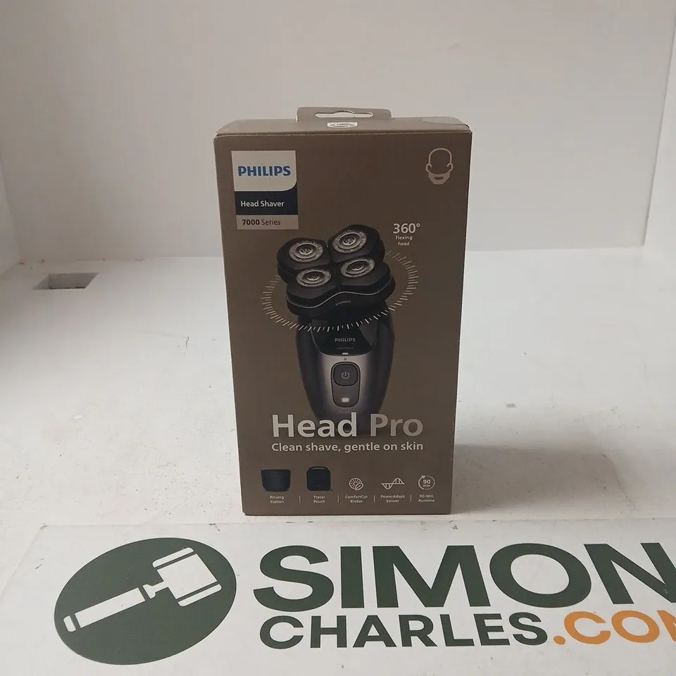 BOXED PHILIPS HEAD SHAVER 7000 SERIES