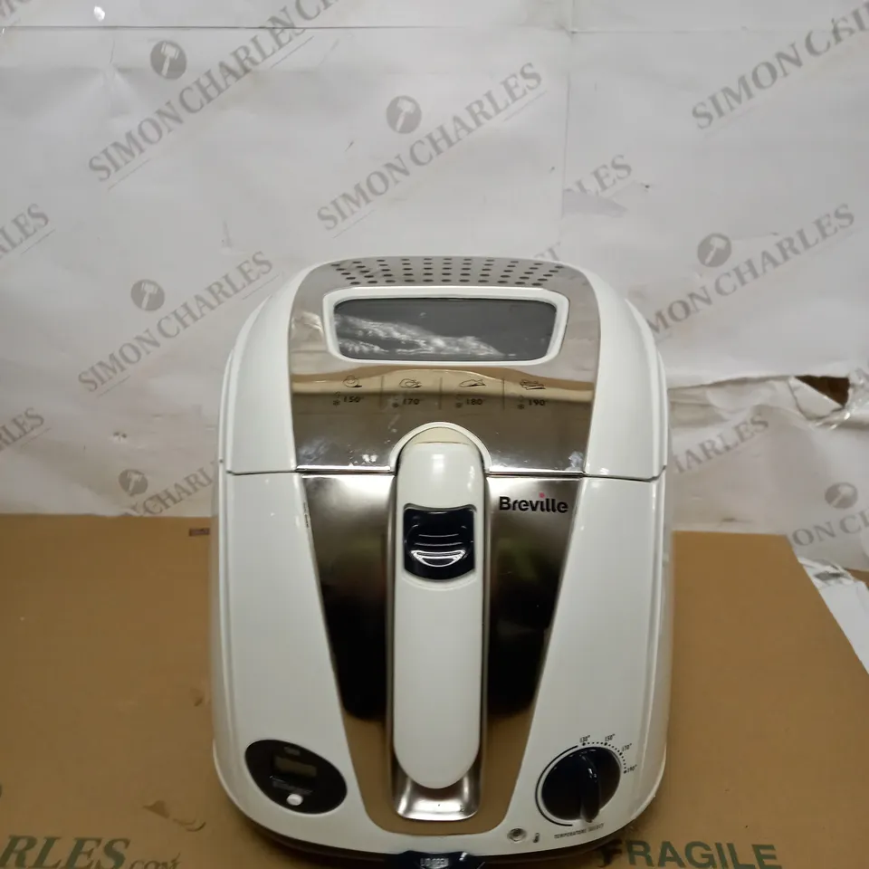 BREVILLE EASY CLEAN DIGITAL FRYER 