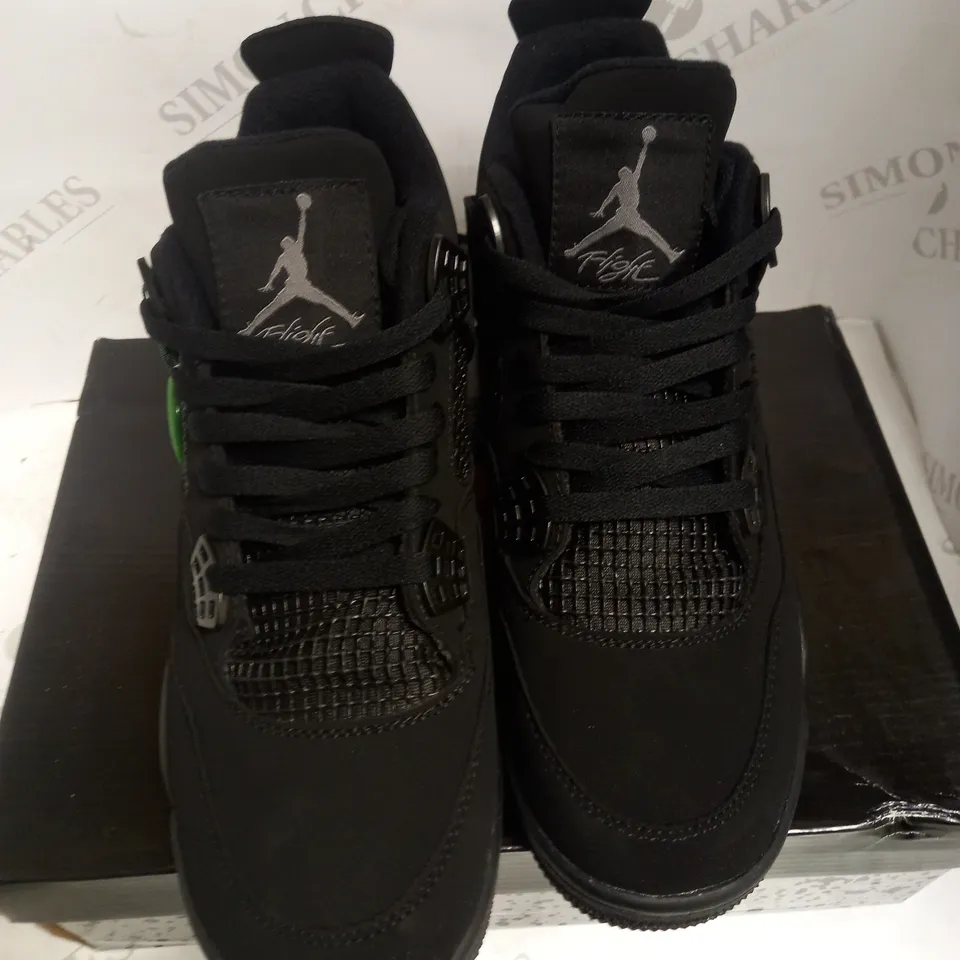 AIR JORDAN 4 RETRO ALL BLACK TRAINER UK 9 