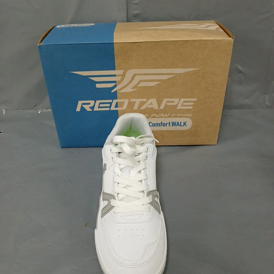 BOXED PAIR OF REDTAPE WHITE GREY TRAINERS UK 7