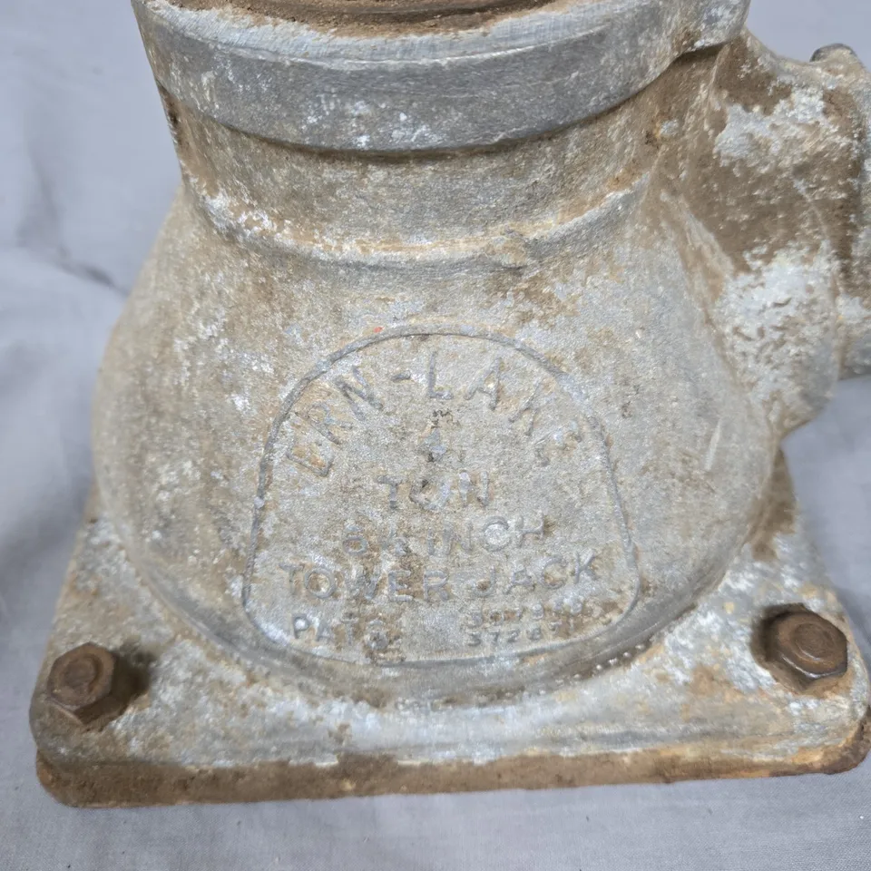 ERN LAKE 6 1/2 INCH TOWER JACK. REPLACEMENT PART