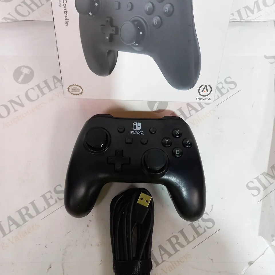 BOXED SWITCH WIRED CONTROLLER BLACK