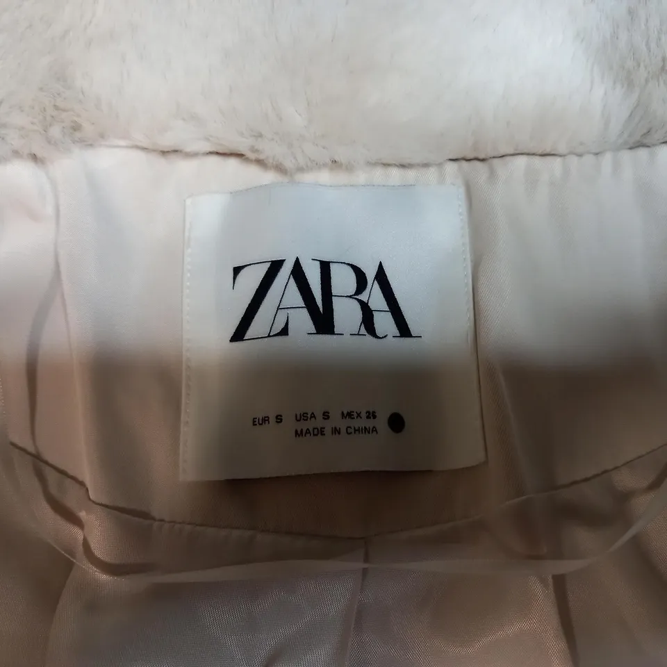 ZARA CREAM TEDDY BEAR COAT - SIZE S