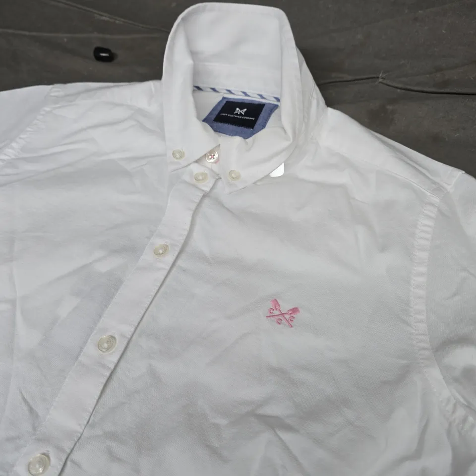 CREW CLOTHING COMPANY BUTTONED SHIRT - SIZE 8