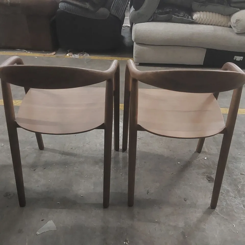 PAIR OF COPENHAGEN DINING CHAIRS - WALNUT BOW BACK