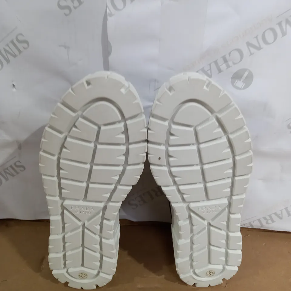 PRADA MILANO CHUNKY SOLE SHOES SIZE UNSPECIFIED