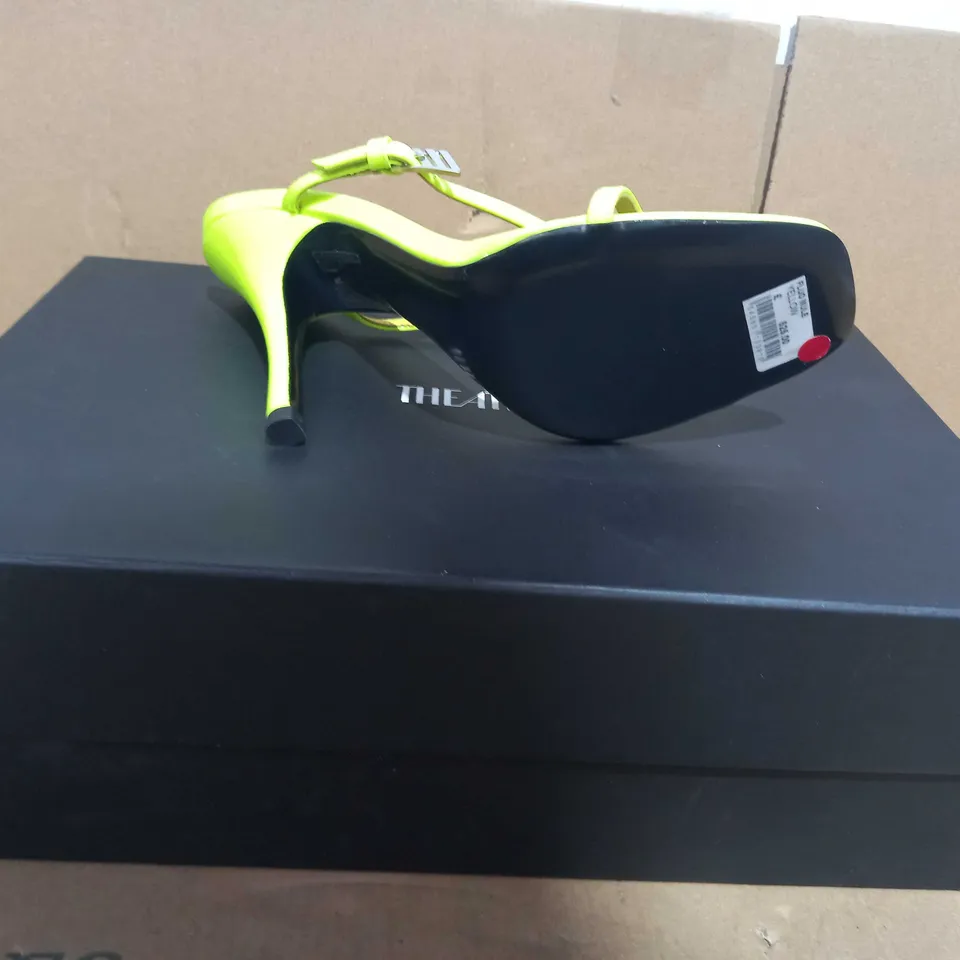 BOXED PAIR OF THEATICO LADIES HEELS IN NEON YELLOW EU SIZE 37.5