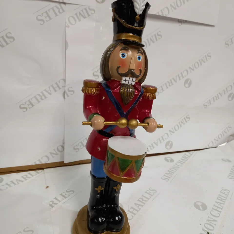 FESTIVE TRADITIONAL PRE-LIT NUTCRACKER