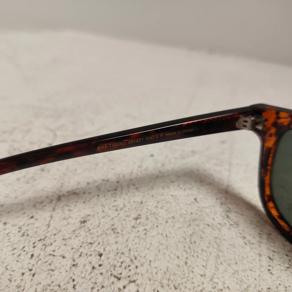 MELLER TORTOISESHELL SUNGLASSES WITH GREEN LENSES - BOXED
