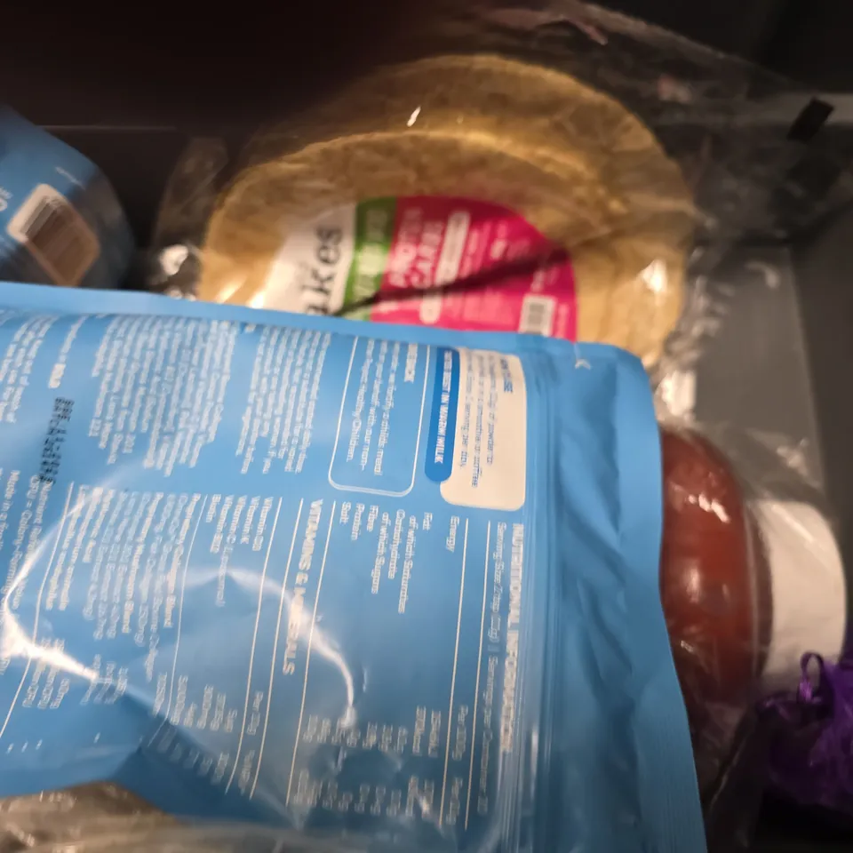 APPROXIMATELY 7 ASSORTED FOOD ITEMS TO INCLUDE - PULSIN VEGAN PROTEIN BLEND , ELAVATE MULTI COLLAGEN SUPERBLEND , PUREOATY PORRIDGE OATS ETC