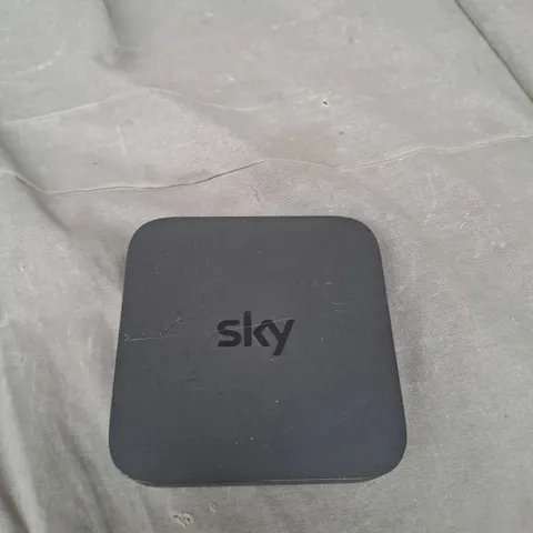 SKY WIRELESS HUB