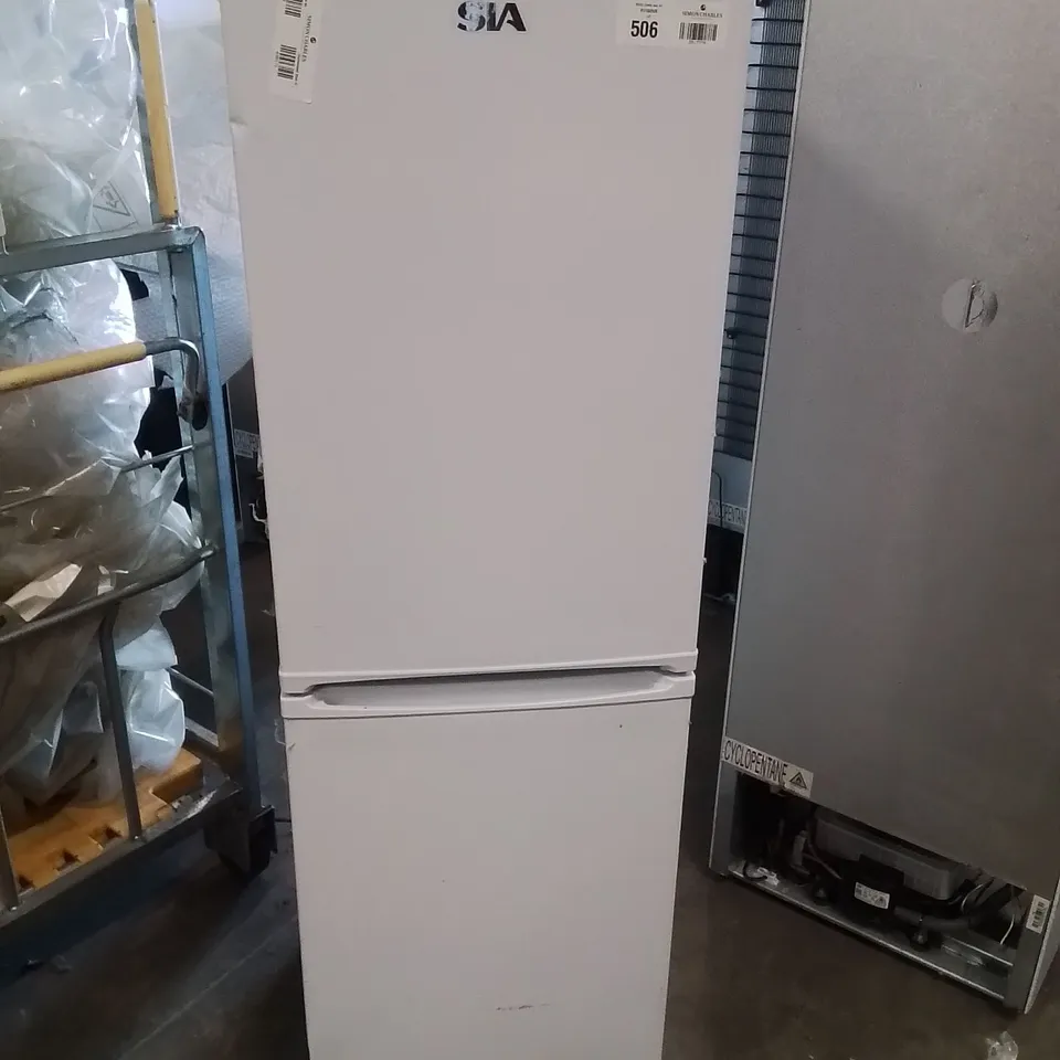 SIA SFF15144WE FREESTANDING FRIDGE FREEZER -WHITE-