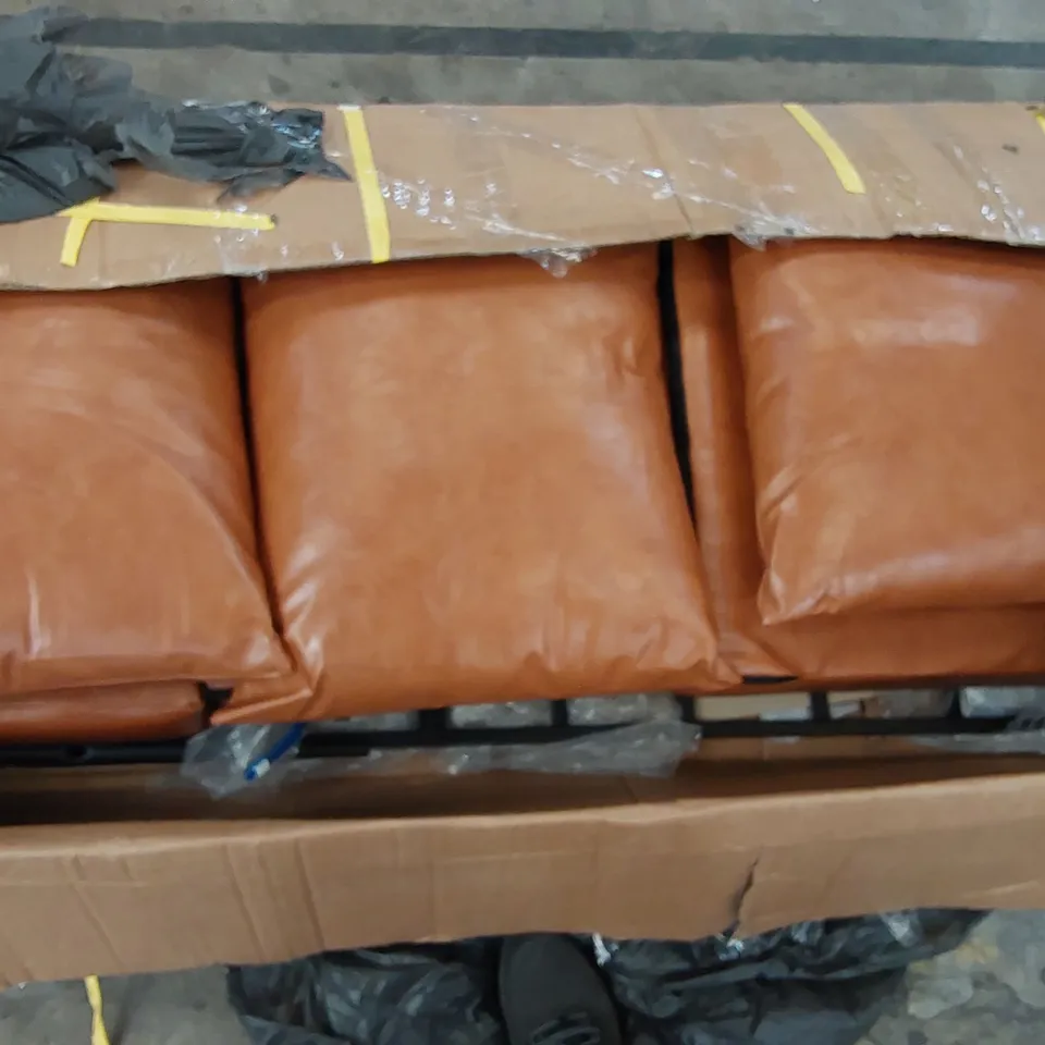 BOXED DESIGNER 3 SEATER BROWN LEATHER SOFA (1 BOX)