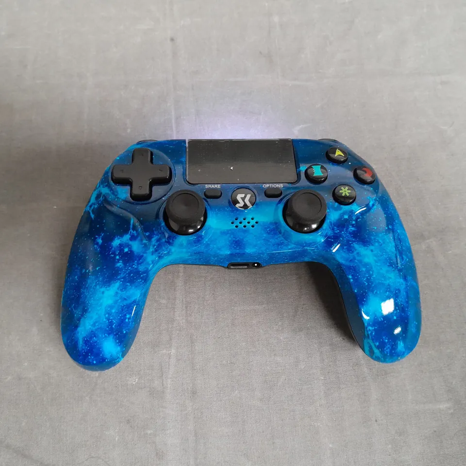 GAME CONTROLLER FOR PS4