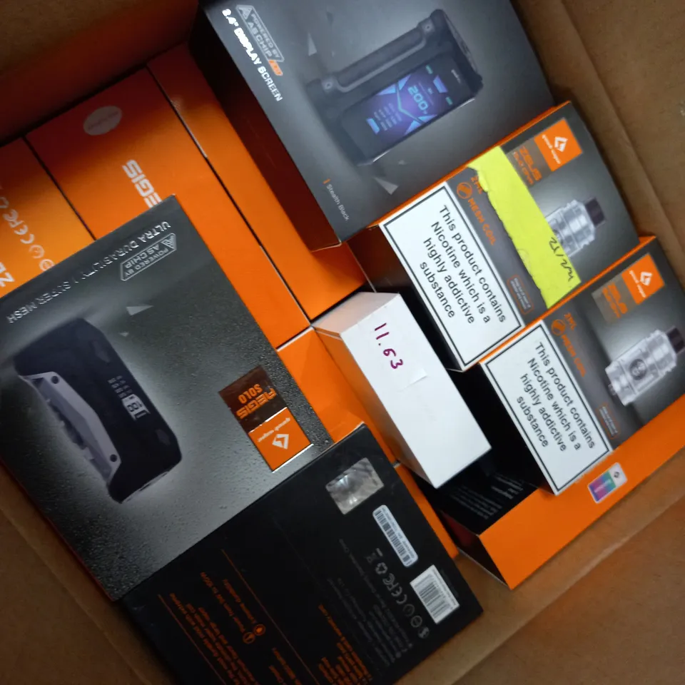 BOX OF APPROX 8 ASSORTED VAPE/ACCESSORIES VARYING IN STYLE/SIZE/CONDITION TO INCLUDE: GEEKVAPE