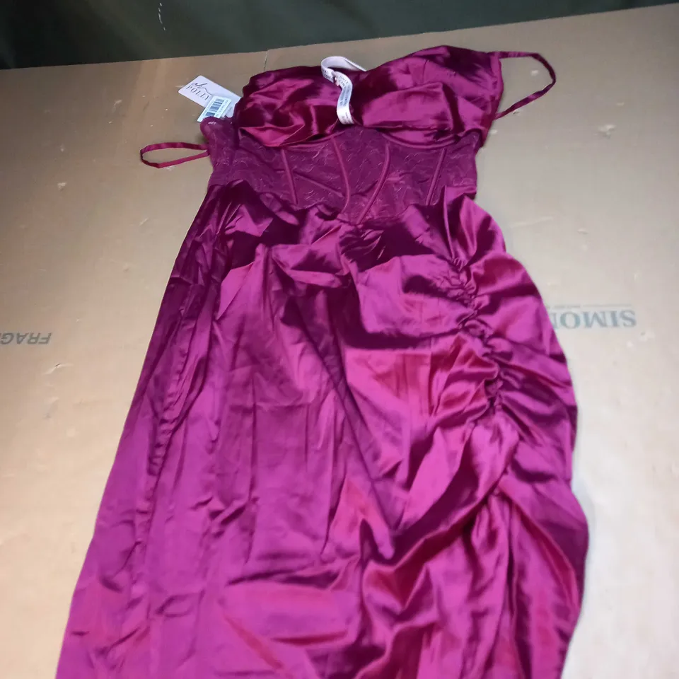 OH POLLY RED VELVET DRESS SIZE UNSPECIFIED