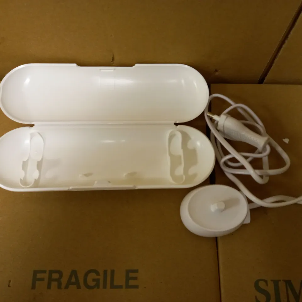 ORAL-B IO6 ELECTRIC TOOTHBRUSH - NO TOOTHBRUSH