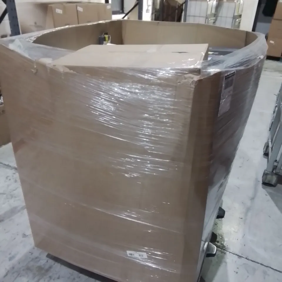 PALLET OF ASSORTED TECH ITEMS TO INCLUDE BLUETOOTH RADIO, ONE FOR ALL REMOTE AND JVC HEADPHONES