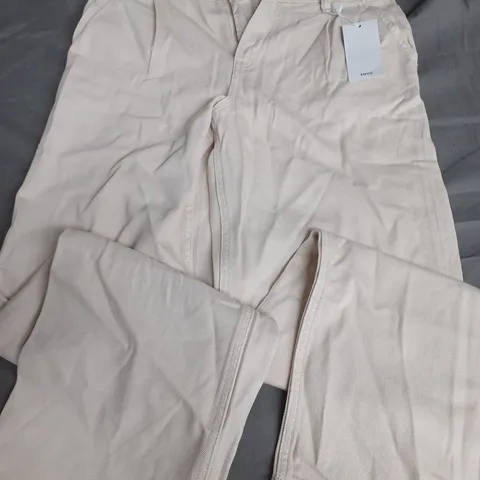 MNG REGULAR FIT MID WAIST CREAM JEANS - UK 8