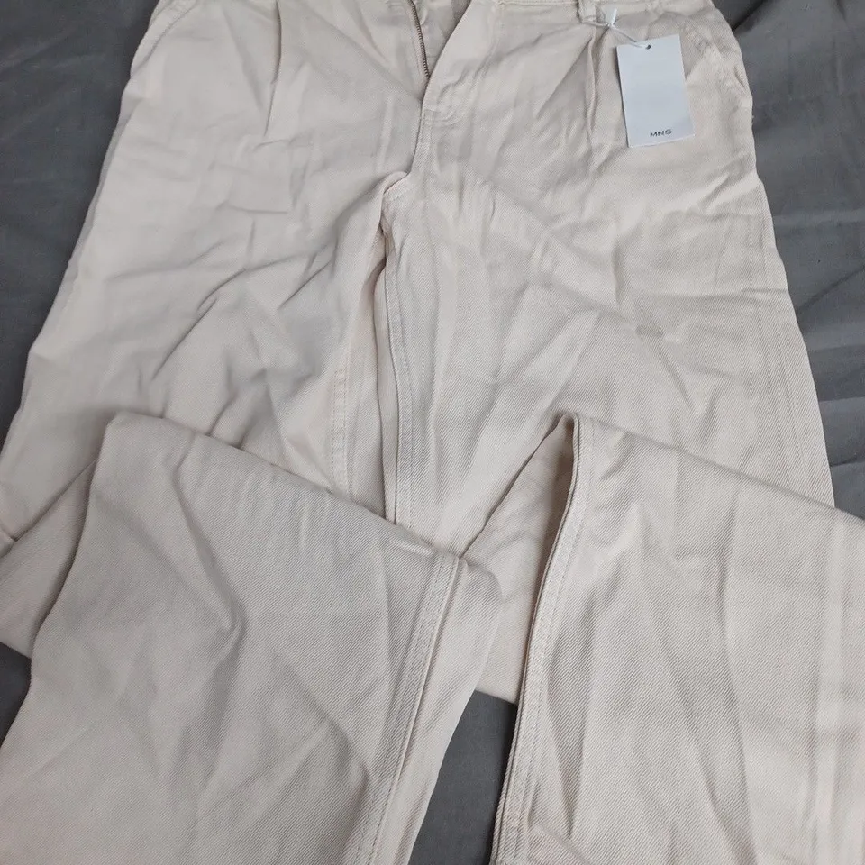 MNG REGULAR FIT MID WAIST CREAM JEANS - UK 8