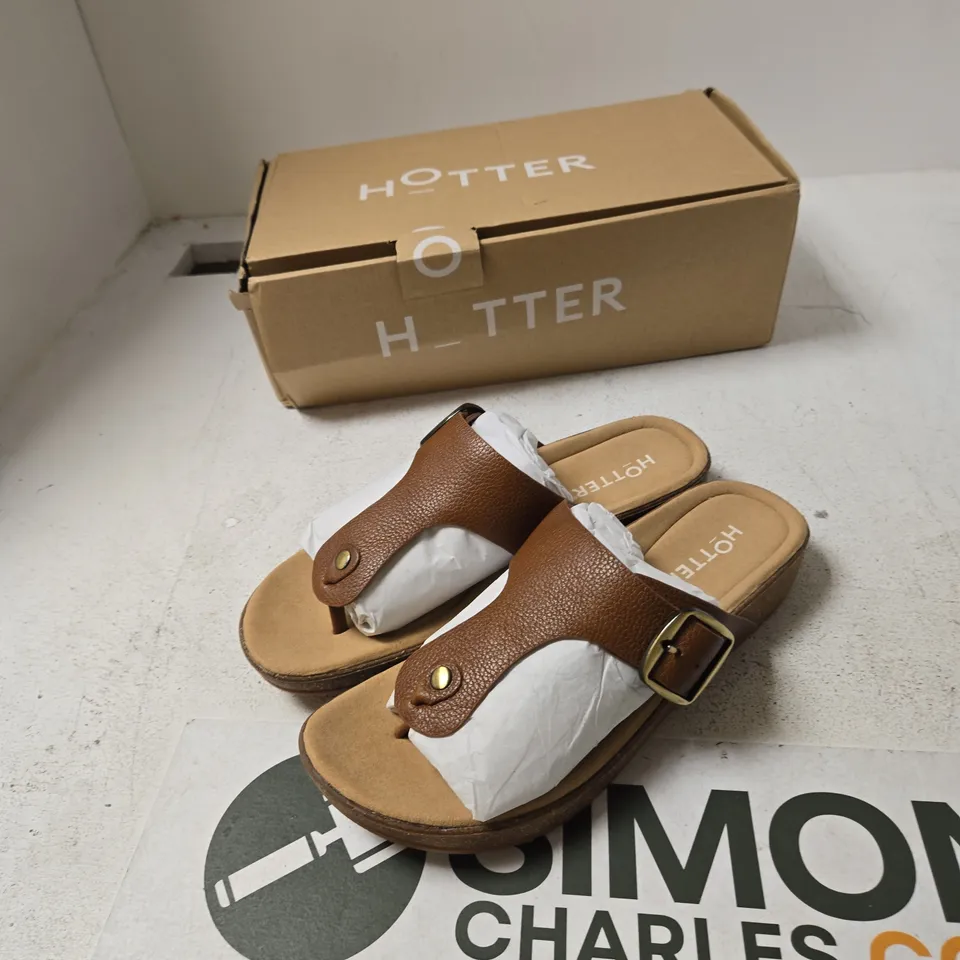 HOTTER LEATHER SANDALS – RICH TAN, UK 8