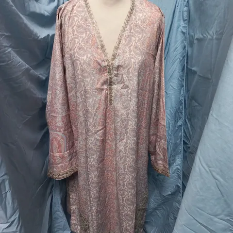 UZNAU WOMEN’S PAISLEY-PRINT KAFTAN DRESS – UK XL