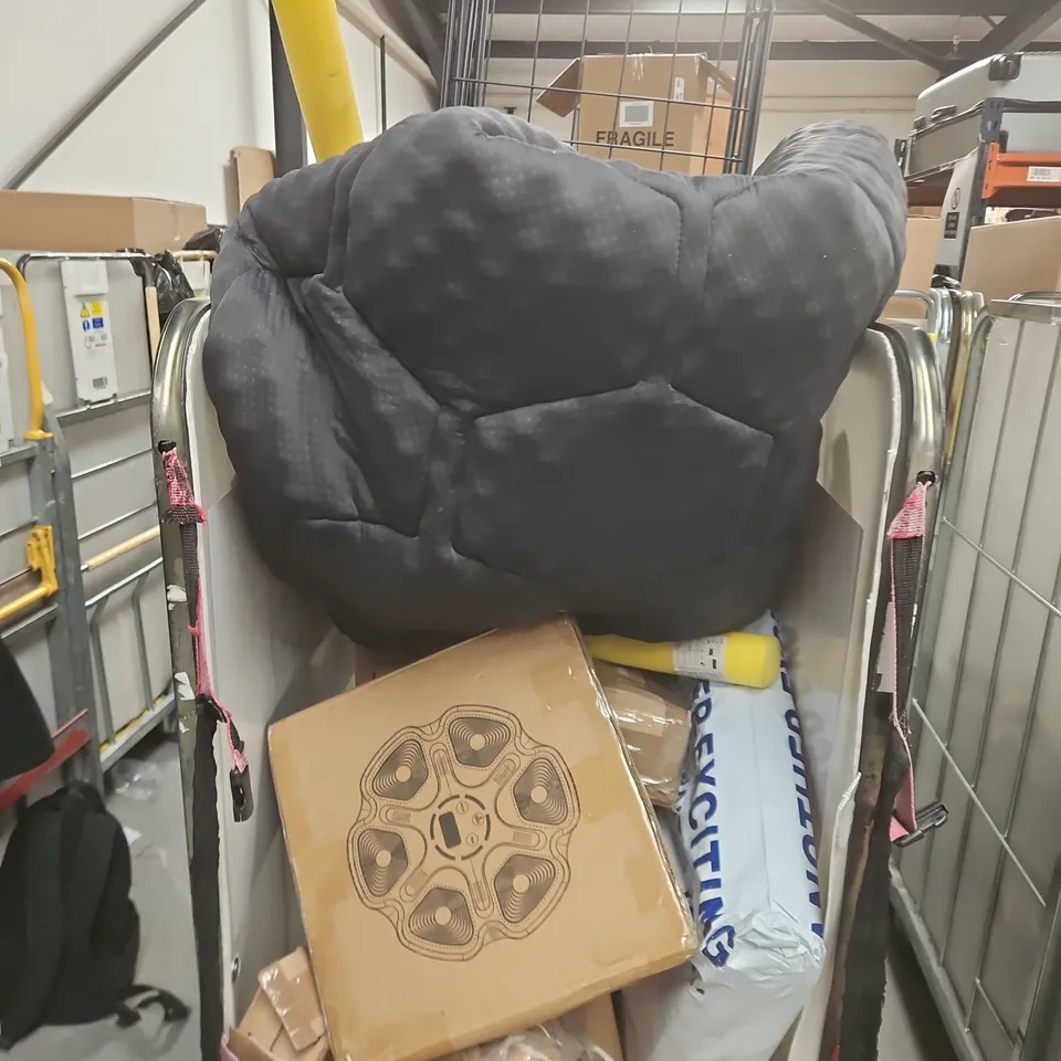 CAGE OF ASSORTED HOUSEHOLD ITEMS TO INCLUDE POOL NOODLE, CLOTHES DRYER AND COAT HOOKS