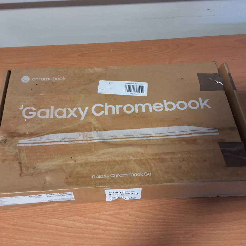 SAMSUNG GALAXY CHROMEBOOK GO INTEL CELERON LAPTOP IN SILVER - XE340XDA