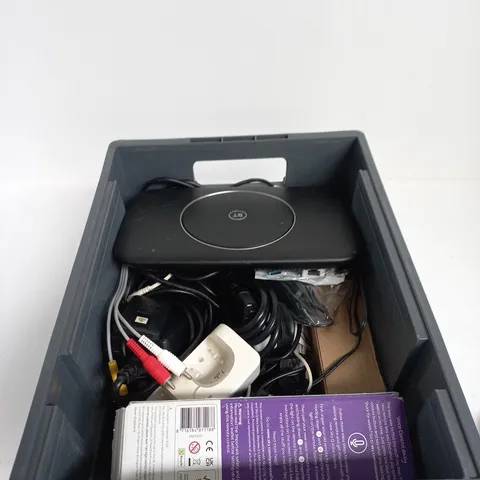 TOTE OF APPROXIMATELY 12 ASSORTED ITEMS TO INCLUDE: BT ROUTER