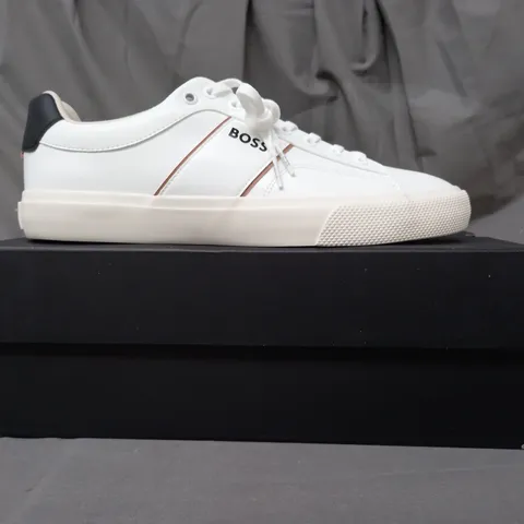 BOXED PAIR OF BOSS SHOES IN WHITE/BLACK UK SIZE 10