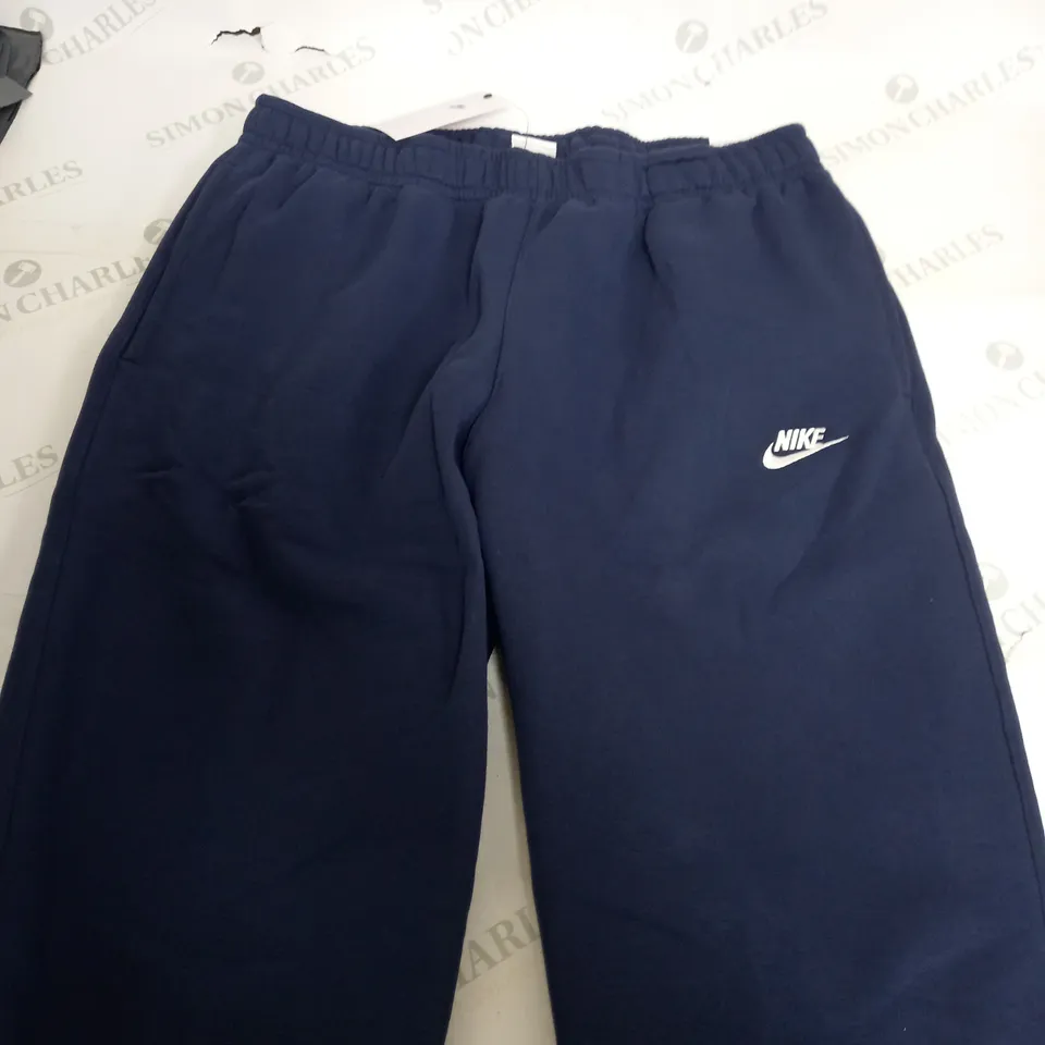 NIKE CREW JOGGING BOTTOMS - LARGE