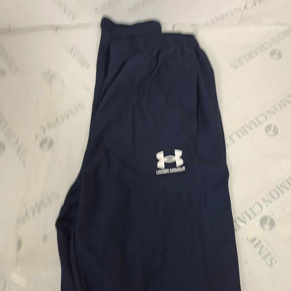 UNDER ARMOUR CASUAL TRACKSUIT BOTTOMS SIZE M