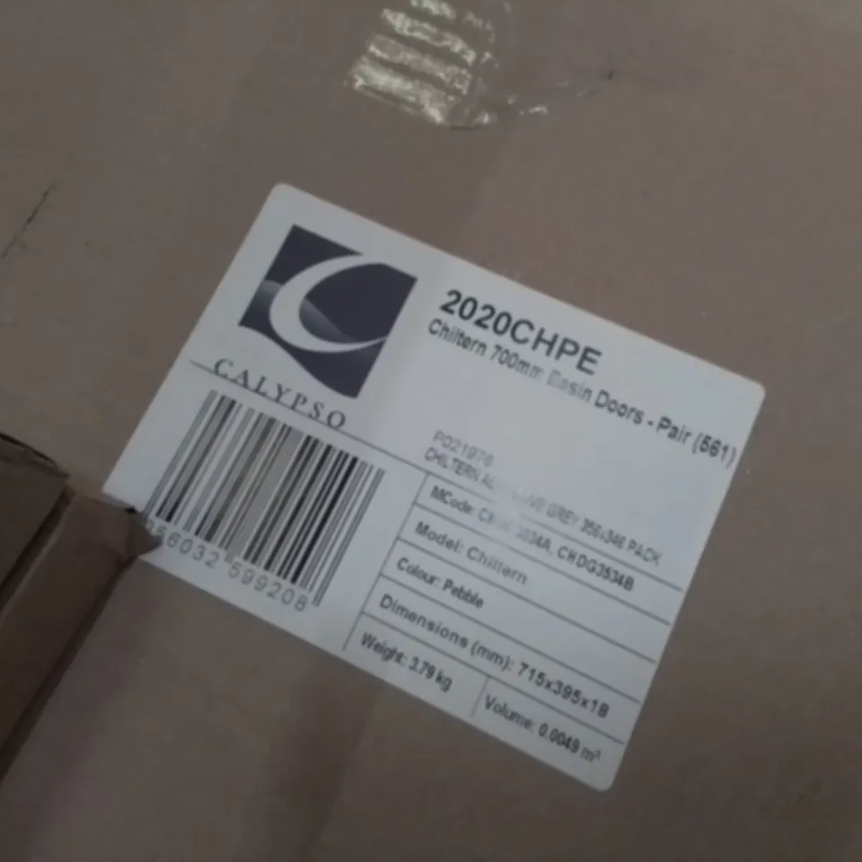 PALLET OF ASSORTED FITTING ITEMS TO INCLUDE BASIN DOORS,200 CUPBOARD DOORS AND4 DRAWER PACKS
