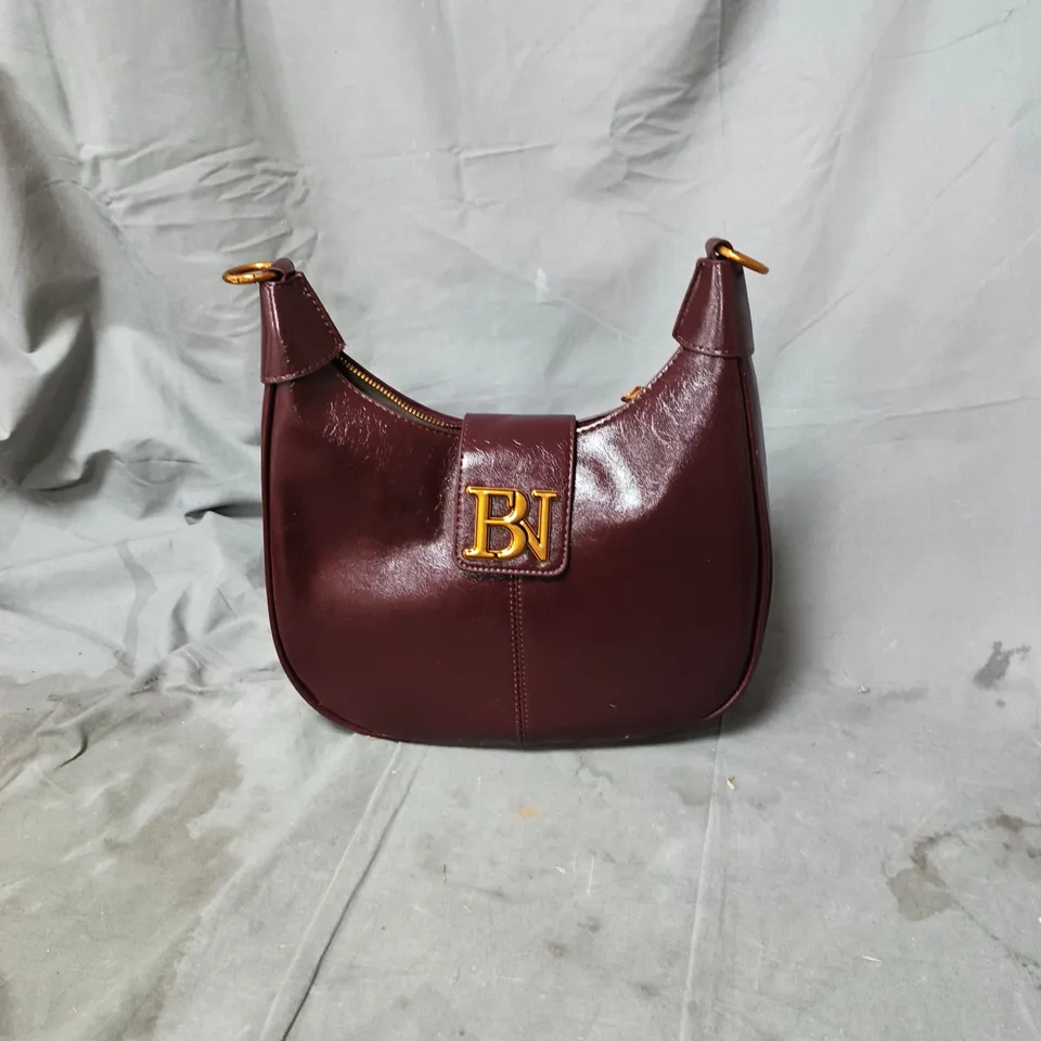 BURGUNDY LEATHER HANDBAG WITH GOLD-TONE HARDWARE AND BN LOGO PLAQUE