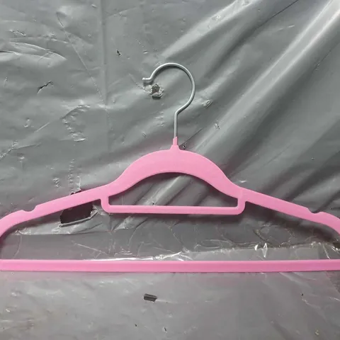 APPROXIMATELY 50 BOXED DECO EXPRESS VELVET HANGERS IN PINK