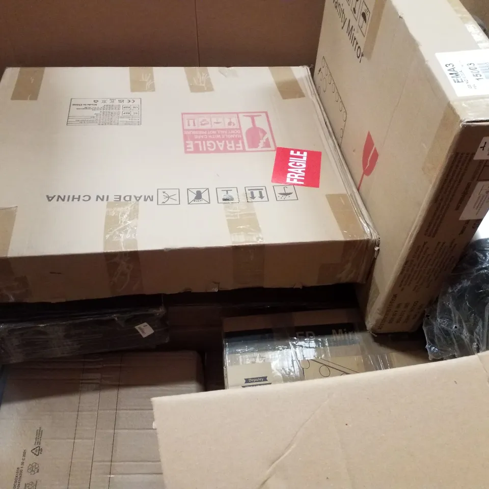 PALLET CONTAINING ASSORTED PRODUCTS INCLUDING NESTING COFFEE TABLE, THRESHOLD RAMP, STORAGE RACK & HOLLYWOOD MAKEUP MIRROR 