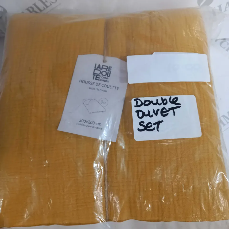 LA REDOUTE DOUBLE SUVET SET 